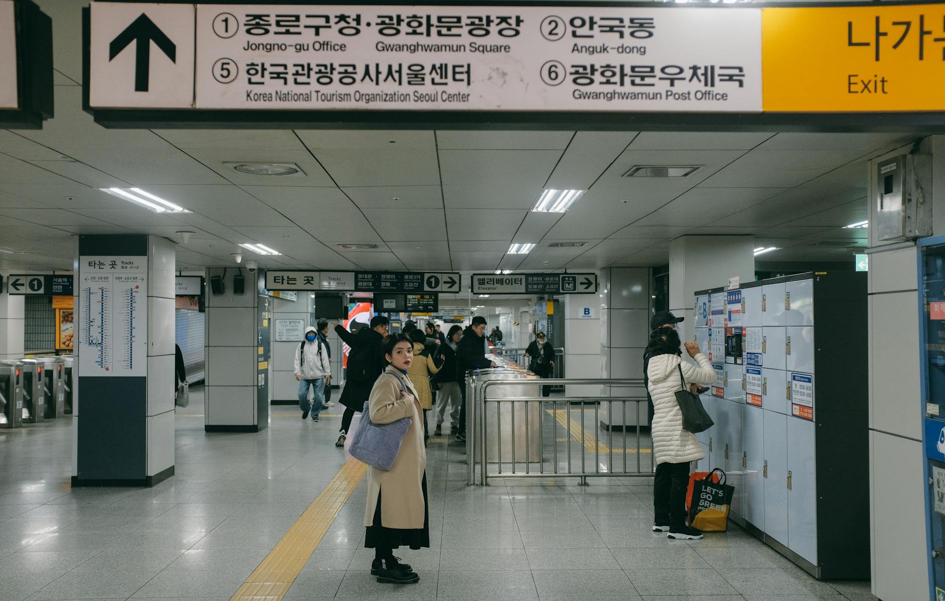 Seoul Korea public transit — E-7 visa holders commuting to work in Korea