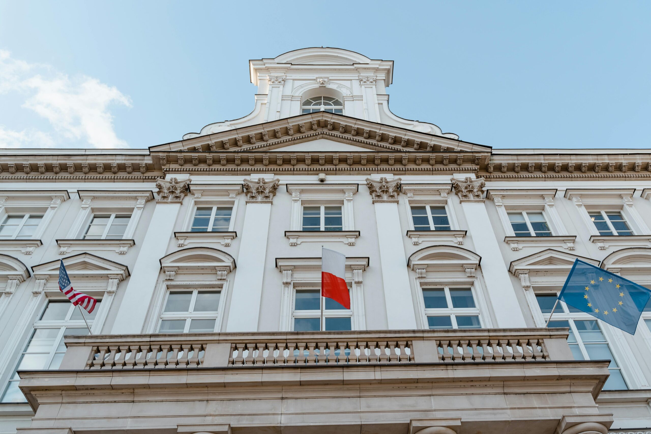 Finding Korean embassy services for official documentation