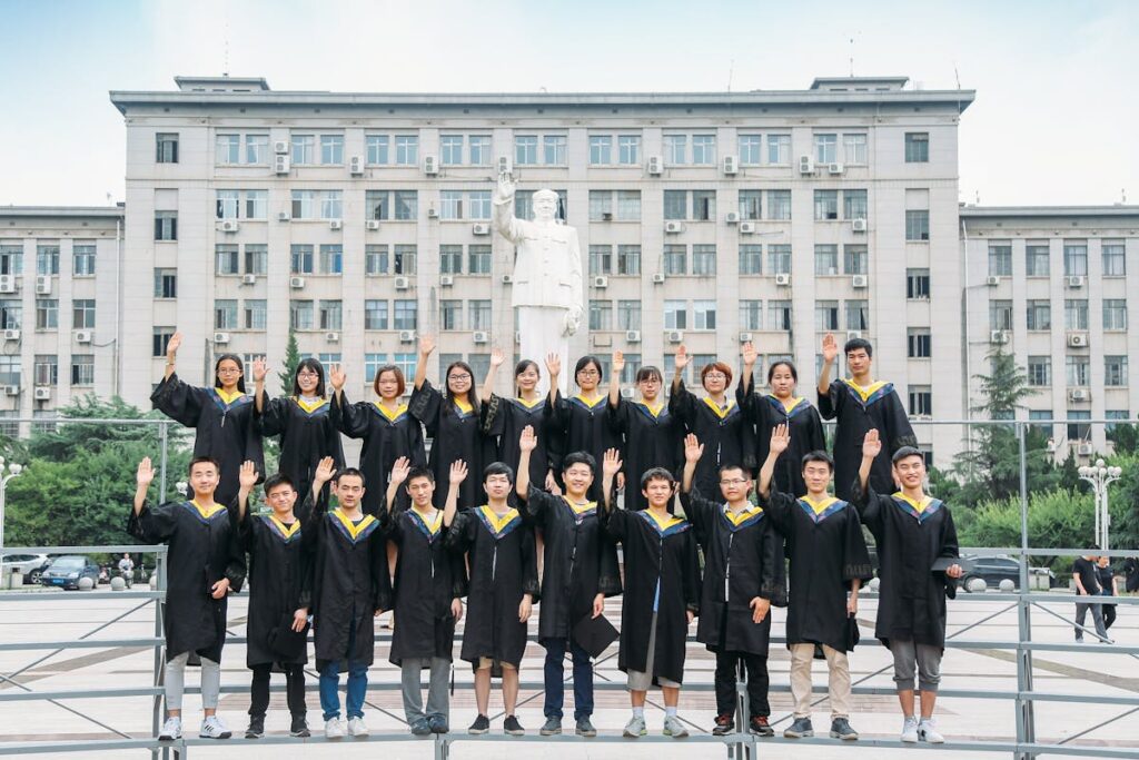 韩国KGSP奖学金留学生毕业典礼合影