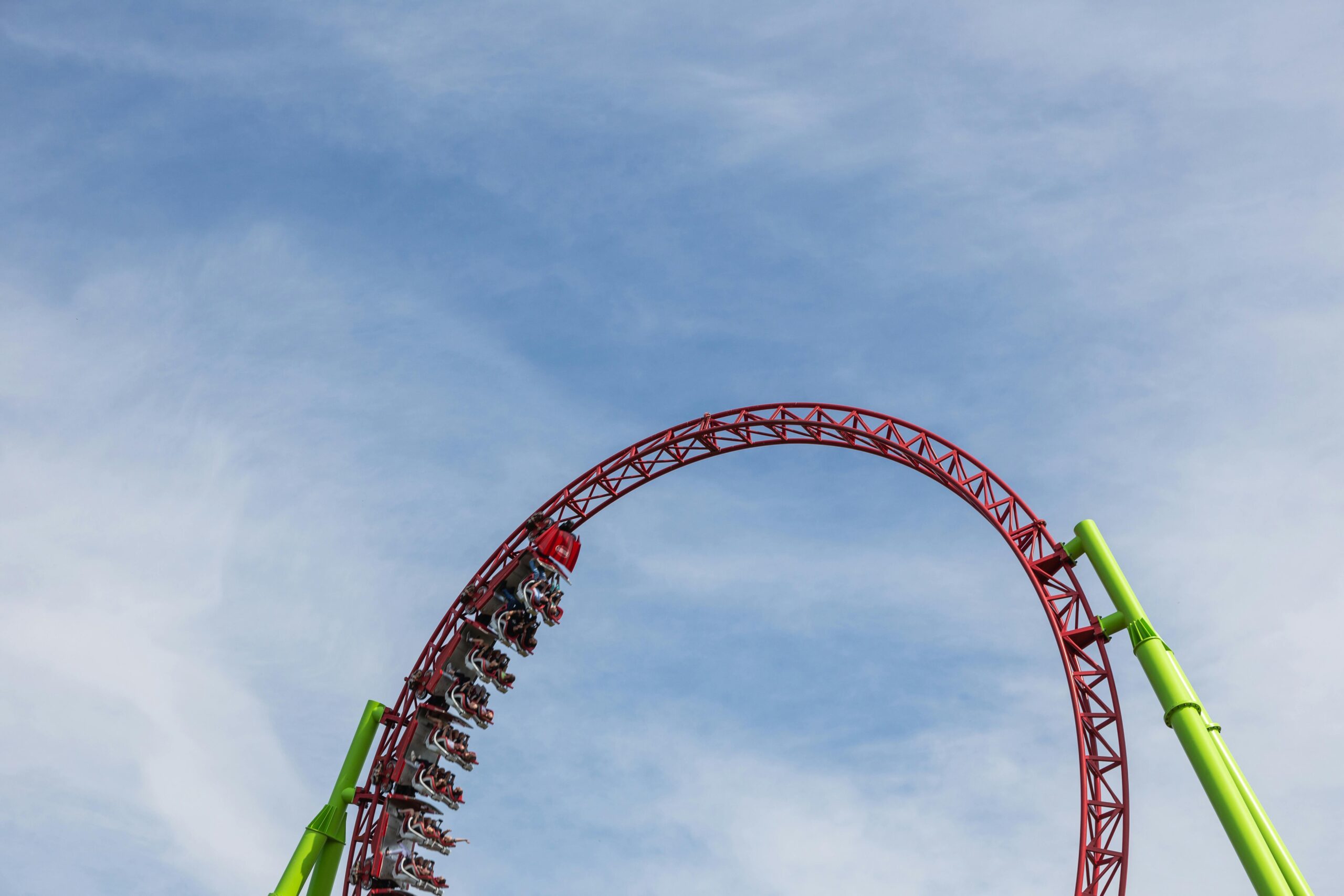 Korean Theme Parks: Lotte World vs. Everland — Complete Visitor Guide
