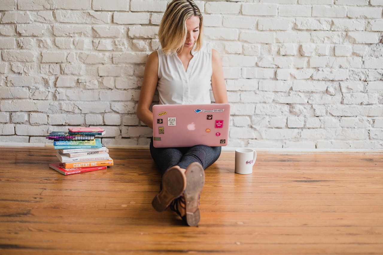 Publish ready checklist for AI assisted writing and editorial review