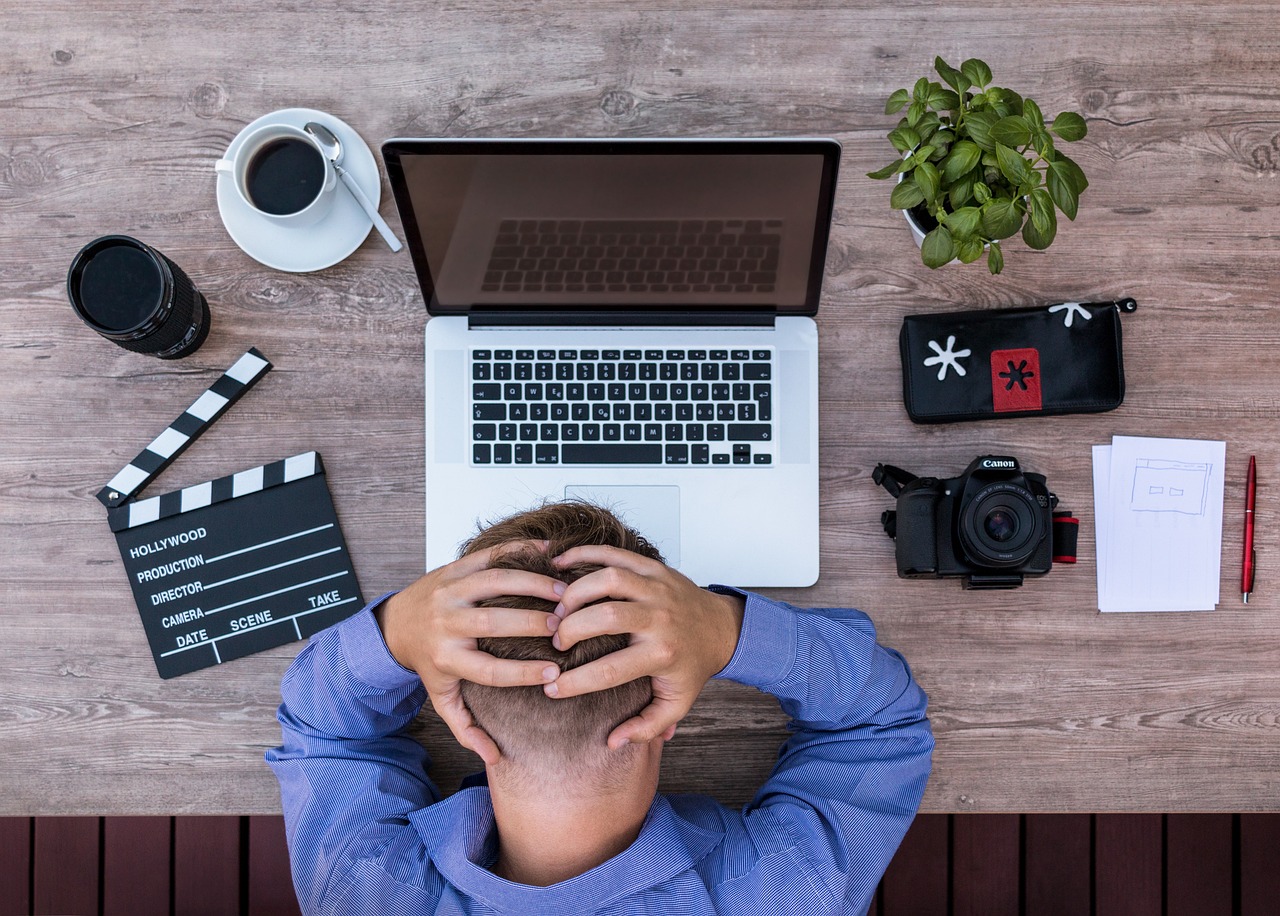 Editor reviewing an AI assisted article draft before publishing