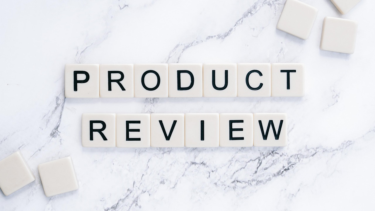 AI voice of customer feedback transcript review