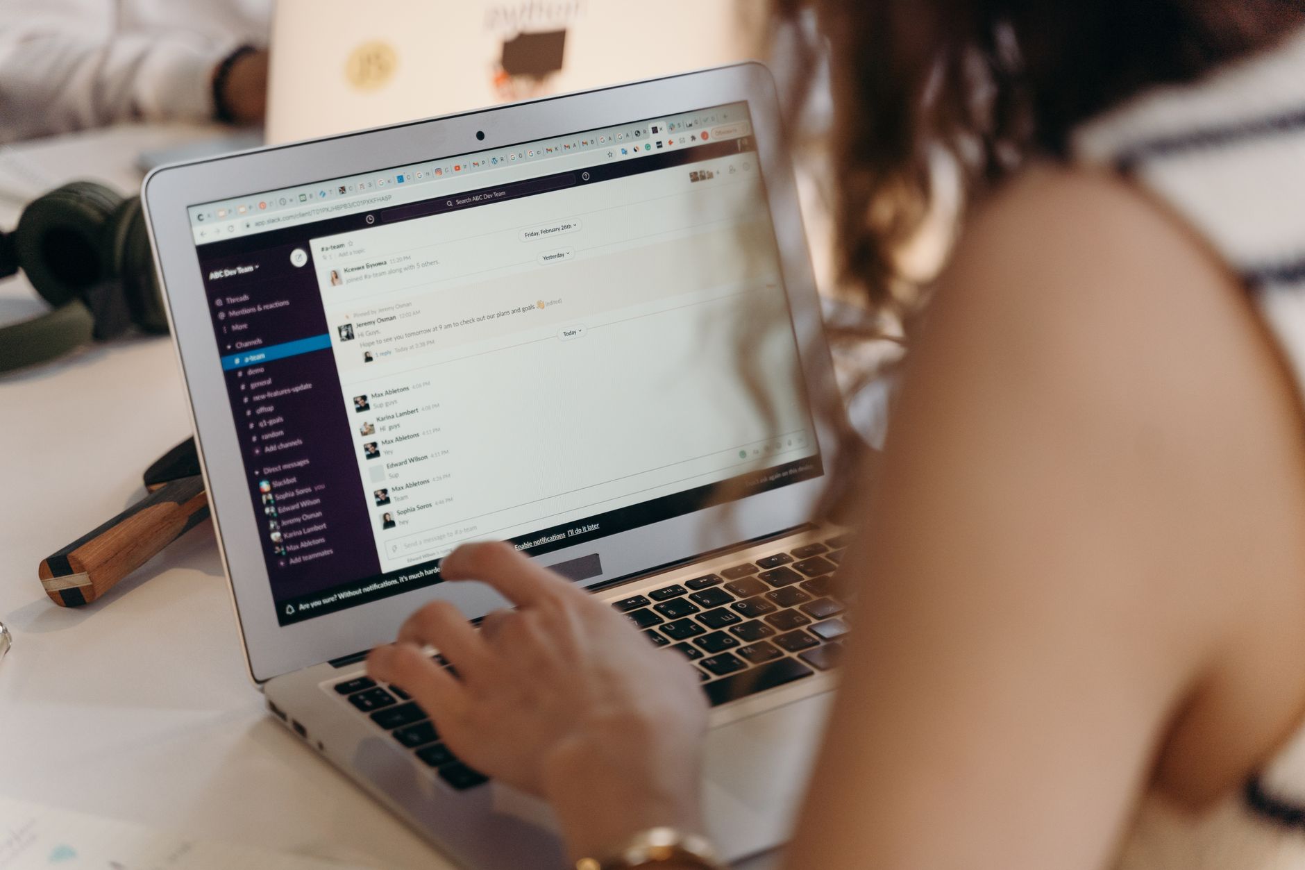 AI inbox-to-action workflow for small teams managing email follow-up